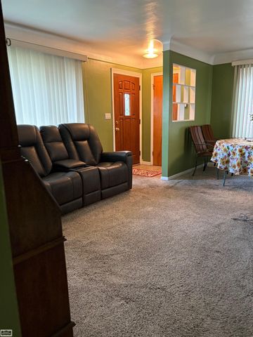 25625 Ronald Street, Roseville, MI 48066