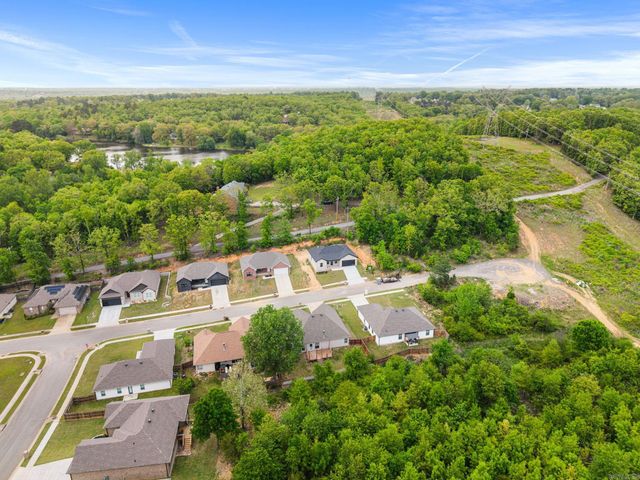 516 Crepe Myrtle Loop, Cabot, AR 72023