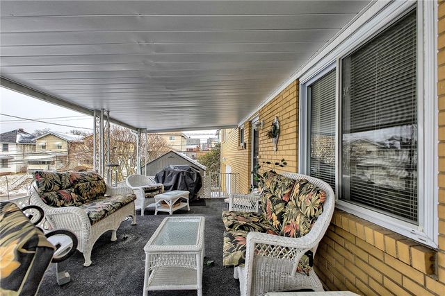 545 Greenridge Road, New Kensington, PA 15068