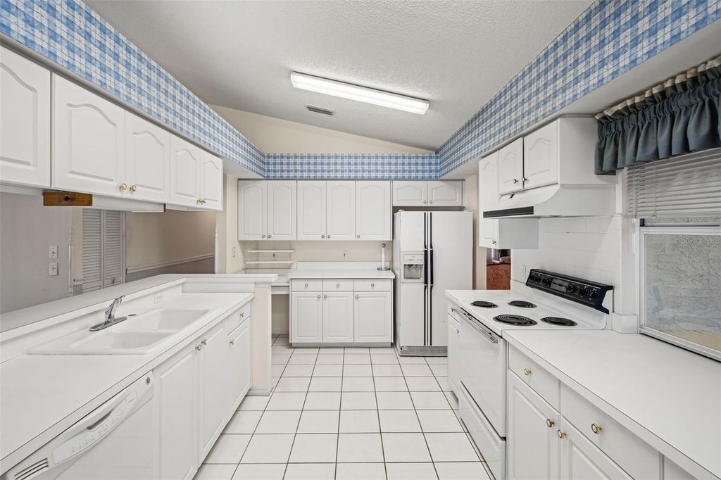 Image 16 of property listing at 3119 SAW MILL LANE, Spring Hill, FL 34606