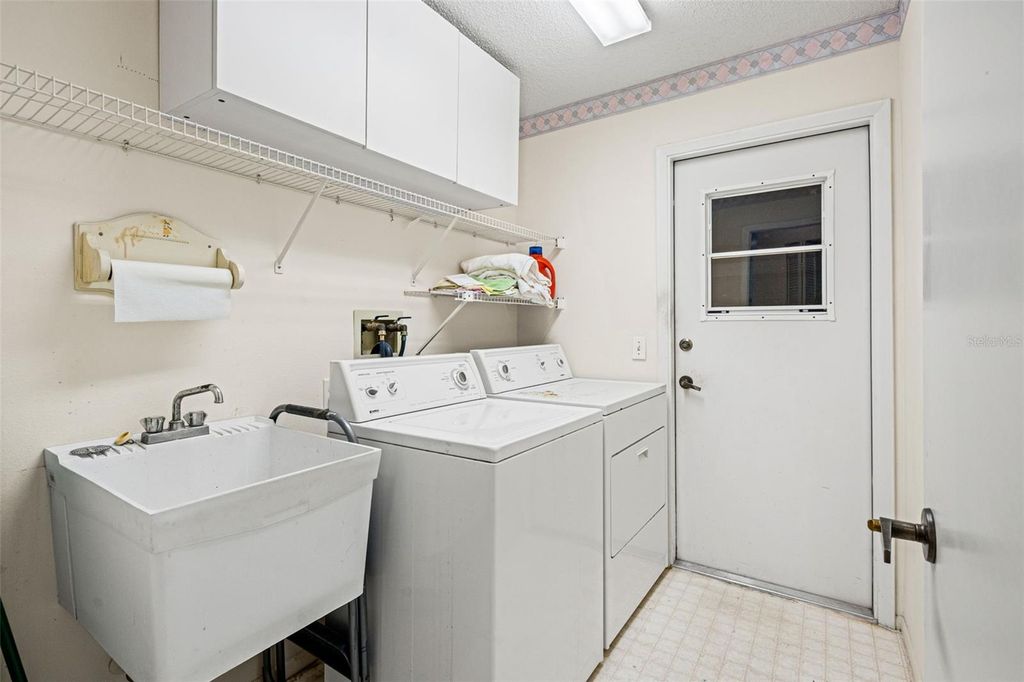 Image 39 of property listing at 3119 SAW MILL LANE, Spring Hill, FL 34606