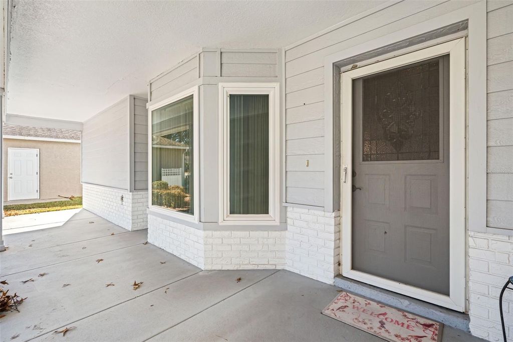 Image 5 of property listing at 3119 SAW MILL LANE, Spring Hill, FL 34606