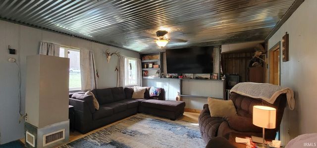 15850 Witt Road, Shoals, IN 47581