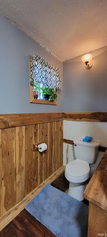 15850 Witt Road, Shoals, IN 47581