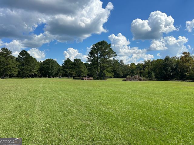 546 W Winthrope Avenue, Millen, GA 30442