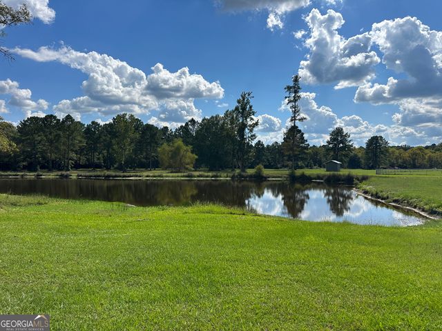 546 W Winthrope Avenue, Millen, GA 30442