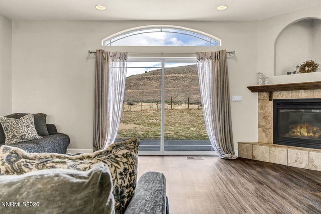 295 Descanso Lane, Sparks, NV 89441