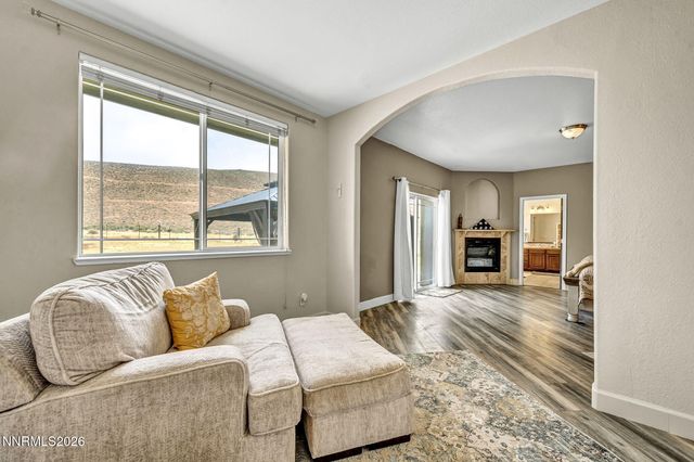 295 Descanso Lane, Sparks, NV 89441