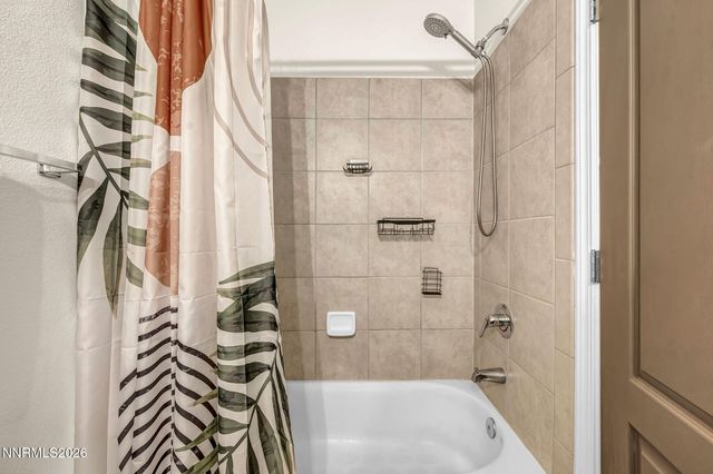 295 Descanso Lane, Sparks, NV 89441