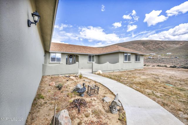 295 Descanso Lane, Sparks, NV 89441