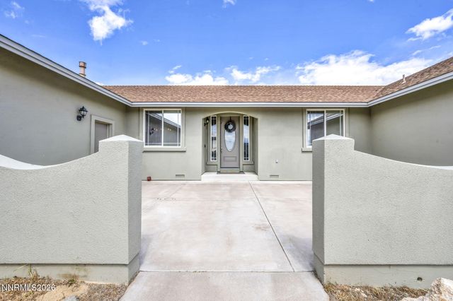 295 Descanso Lane, Sparks, NV 89441