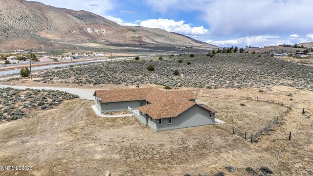 295 Descanso Lane, Sparks, NV 89441