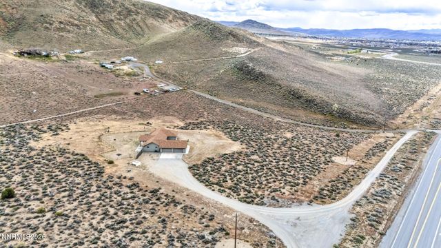 295 Descanso Lane, Sparks, NV 89441