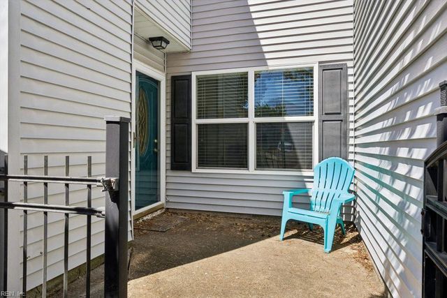 1056 Coastaway DR, Virginia Beach, VA 23451