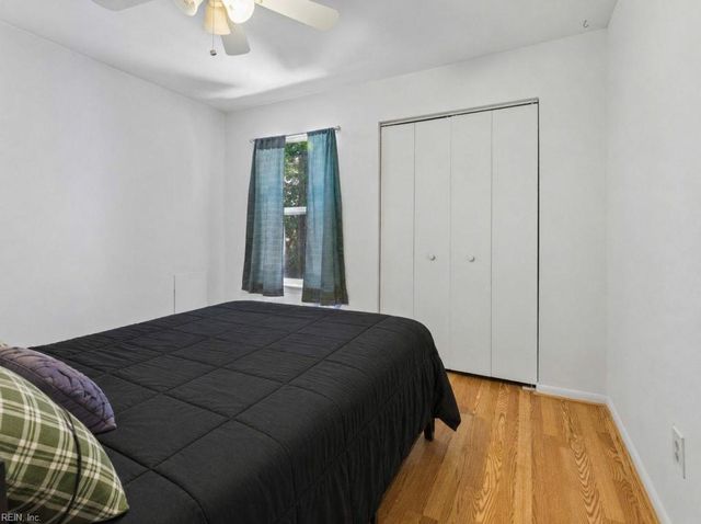 1056 Coastaway DR, Virginia Beach, VA 23451