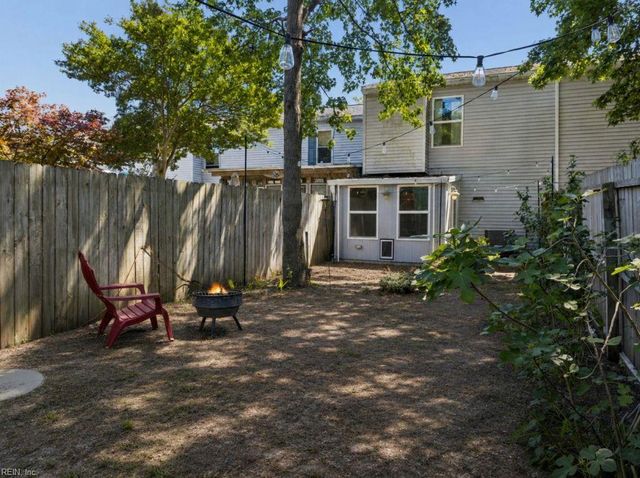 1056 Coastaway DR, Virginia Beach, VA 23451