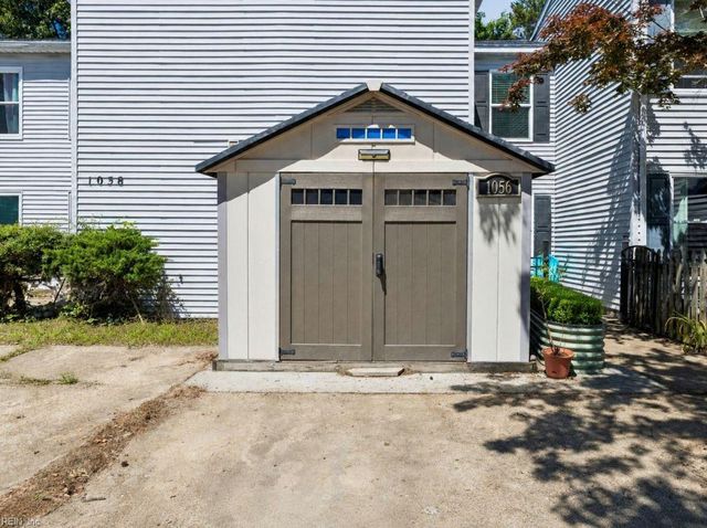 1056 Coastaway DR, Virginia Beach, VA 23451