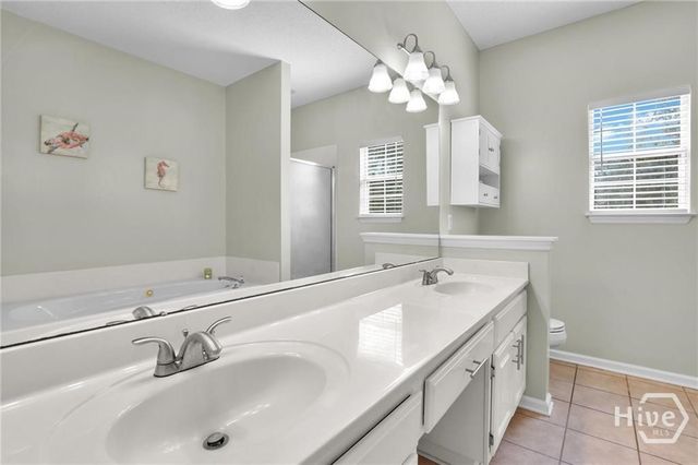 352 Harbour Lane, Richmond Hill, GA 31324