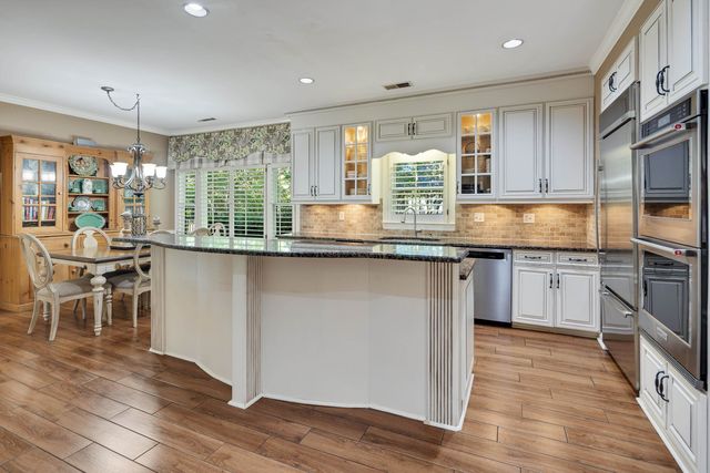 6326 E SHADY GROVE RD, Memphis, TN 38120