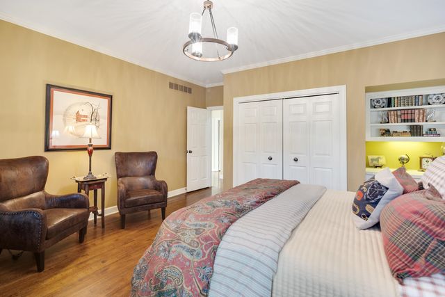 6326 E SHADY GROVE RD, Memphis, TN 38120