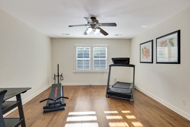 6326 E SHADY GROVE RD, Memphis, TN 38120