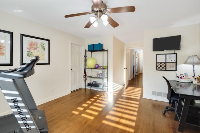 6326 E SHADY GROVE RD, Memphis, TN 38120