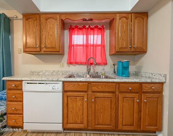 1818 Christian Avenue, Toledo, OH 43613