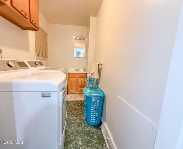 1818 Christian Avenue, Toledo, OH 43613