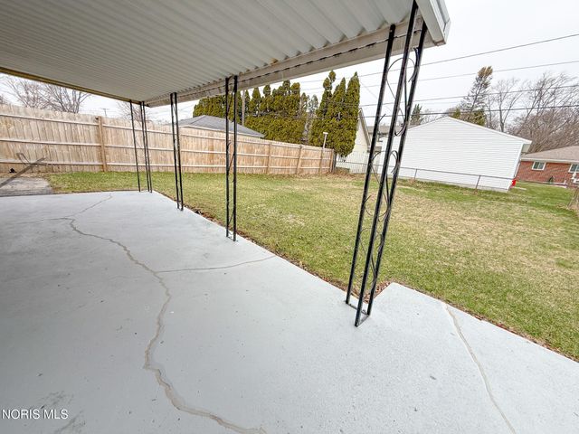 1818 Christian Avenue, Toledo, OH 43613