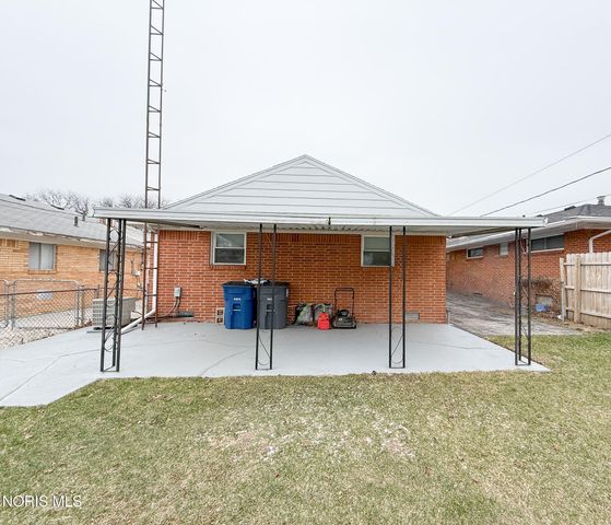 1818 Christian Avenue, Toledo, OH 43613