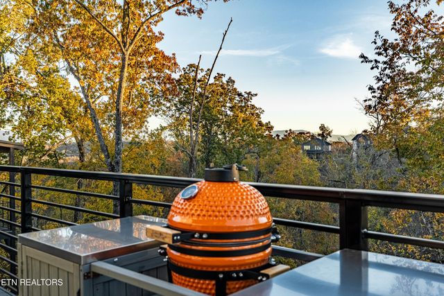 1414 Reedmont Way, Sevierville, TN 37876