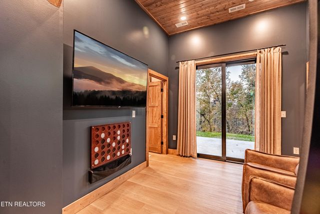 1414 Reedmont Way, Sevierville, TN 37876