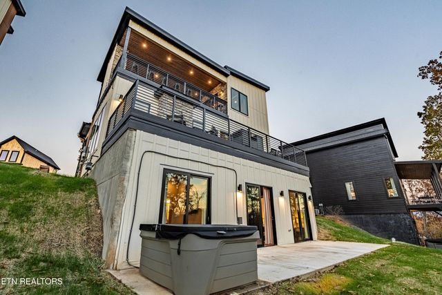 1414 Reedmont Way, Sevierville, TN 37876