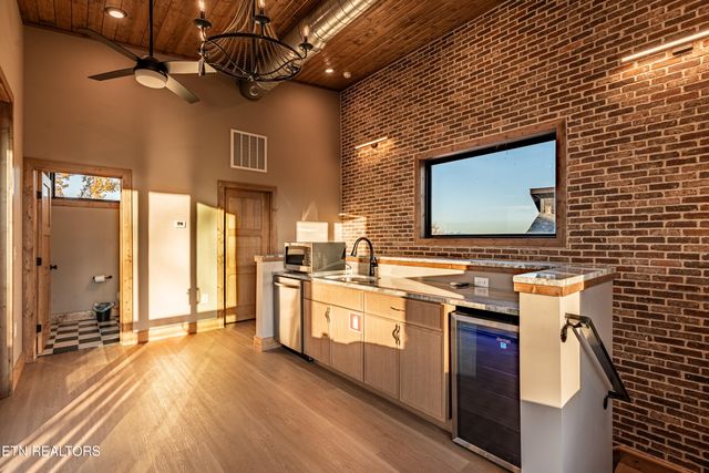 1414 Reedmont Way, Sevierville, TN 37876