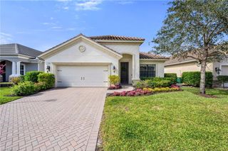 3634 Canopy CIR, Naples, FL 34120