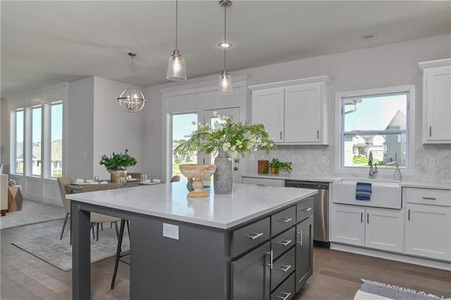 23823 W 59th Terrace, Shawnee, KS 66226