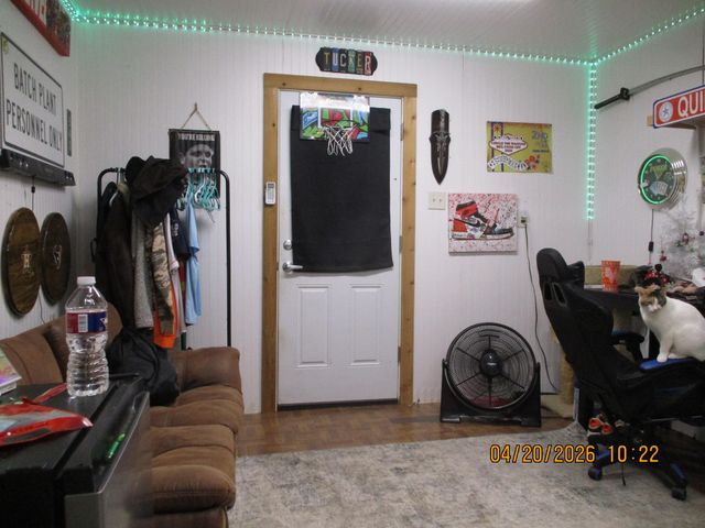 112 Chinaberry Street, Lake Jackson, TX 77566