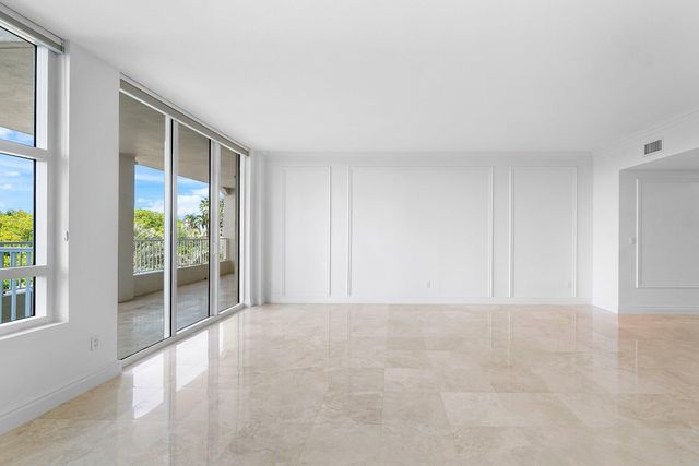 3720 S OCEAN Boulevard 306, Highland Beach, FL 33487