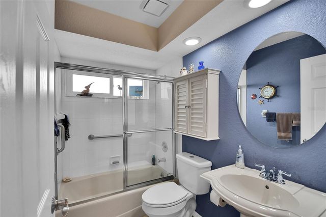 2293 RIO DE JANEIRO AVENUE, Punta Gorda, FL 33983