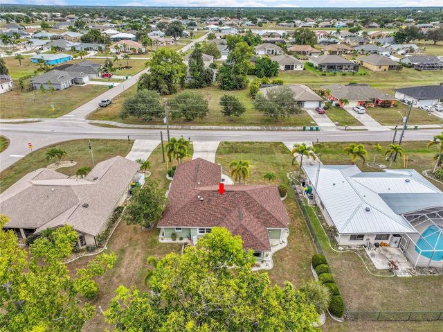 2293 RIO DE JANEIRO AVENUE, Punta Gorda, FL 33983