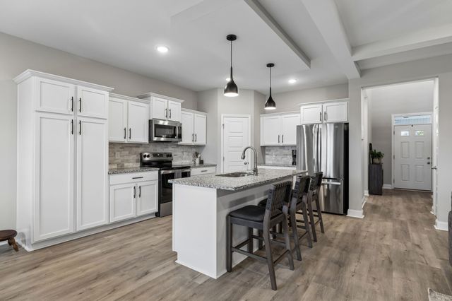 114 Ruby Grant Ln, Southside, TN 37171