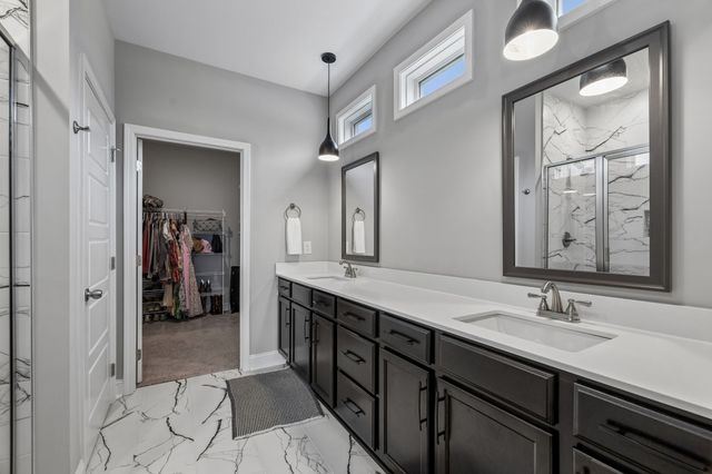 114 Ruby Grant Ln, Southside, TN 37171