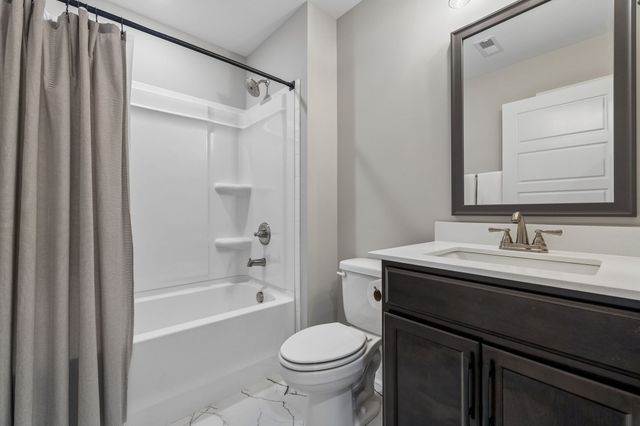 114 Ruby Grant Ln, Southside, TN 37171