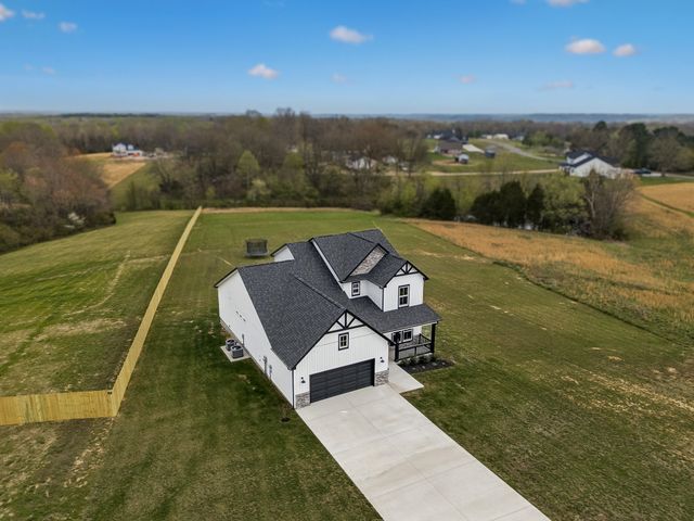 114 Ruby Grant Ln, Southside, TN 37171