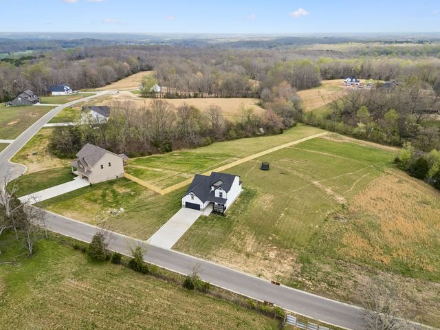 114 Ruby Grant Ln, Southside, TN 37171