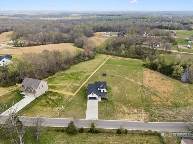 114 Ruby Grant Ln, Southside, TN 37171