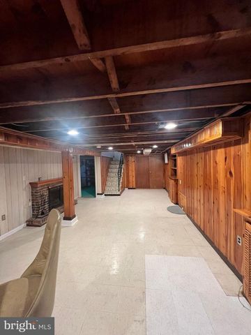 2518 LINWOOD RD, Parkville, MD 21234