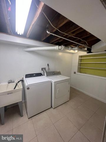 2518 LINWOOD RD, Parkville, MD 21234