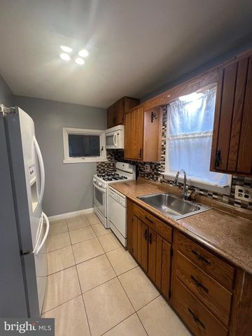 2518 LINWOOD RD, Parkville, MD 21234