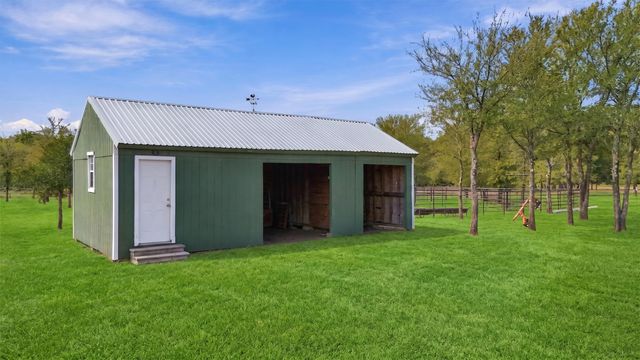 000 CR 1245, Savoy, TX 75479
